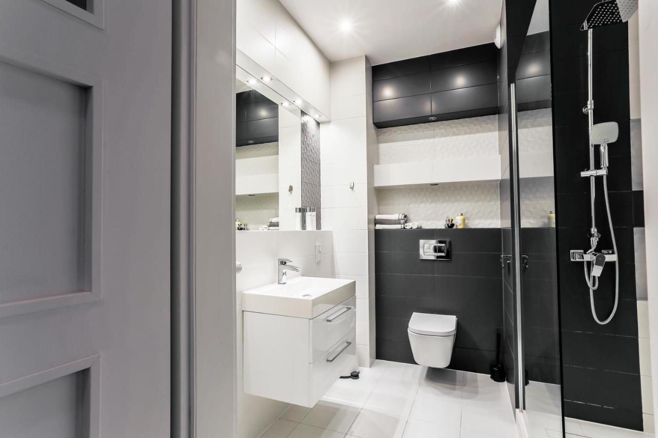 Coin Apartamenty Wrocław Exteriör bild