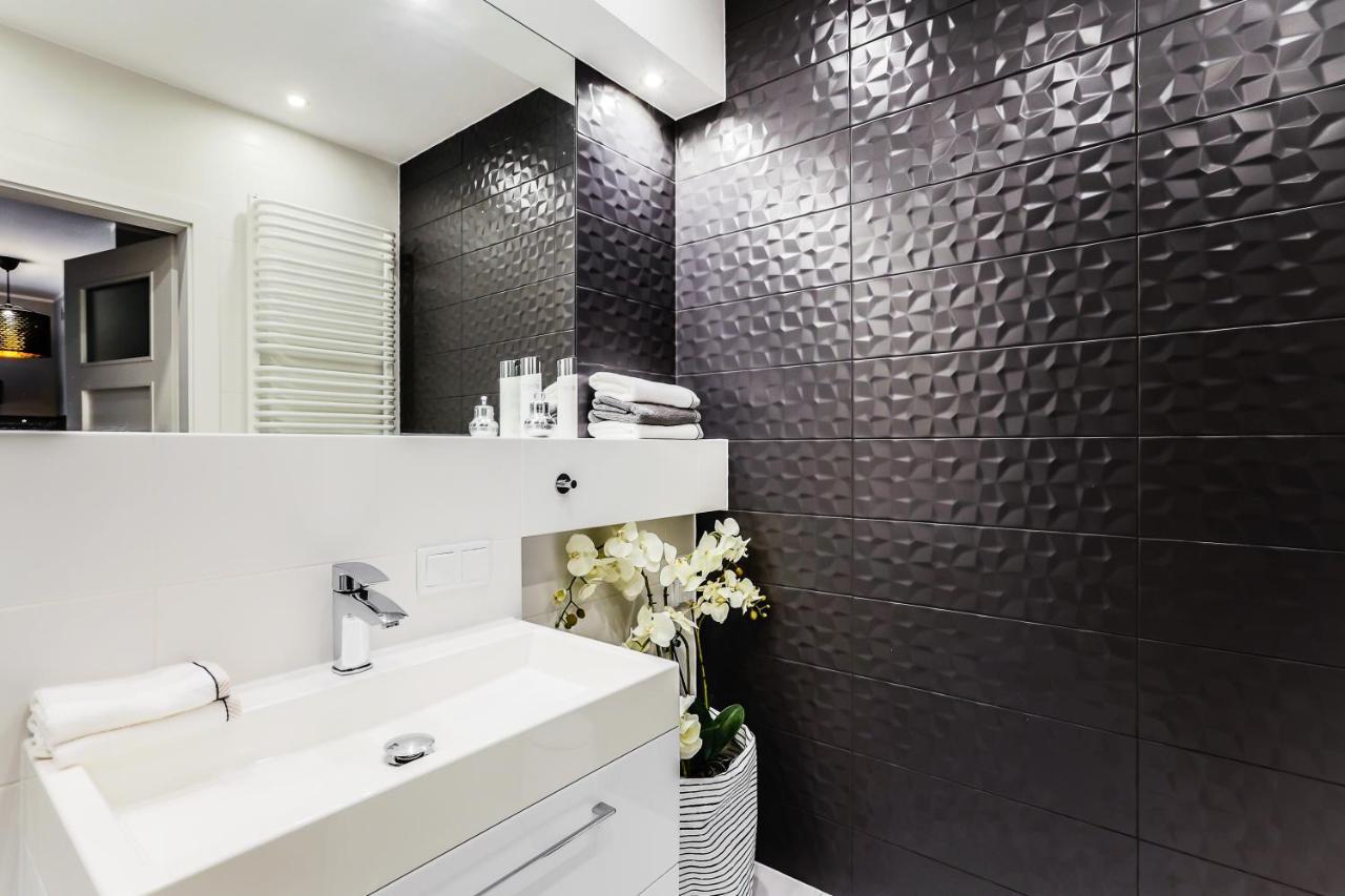 Coin Apartamenty Wrocław Exteriör bild