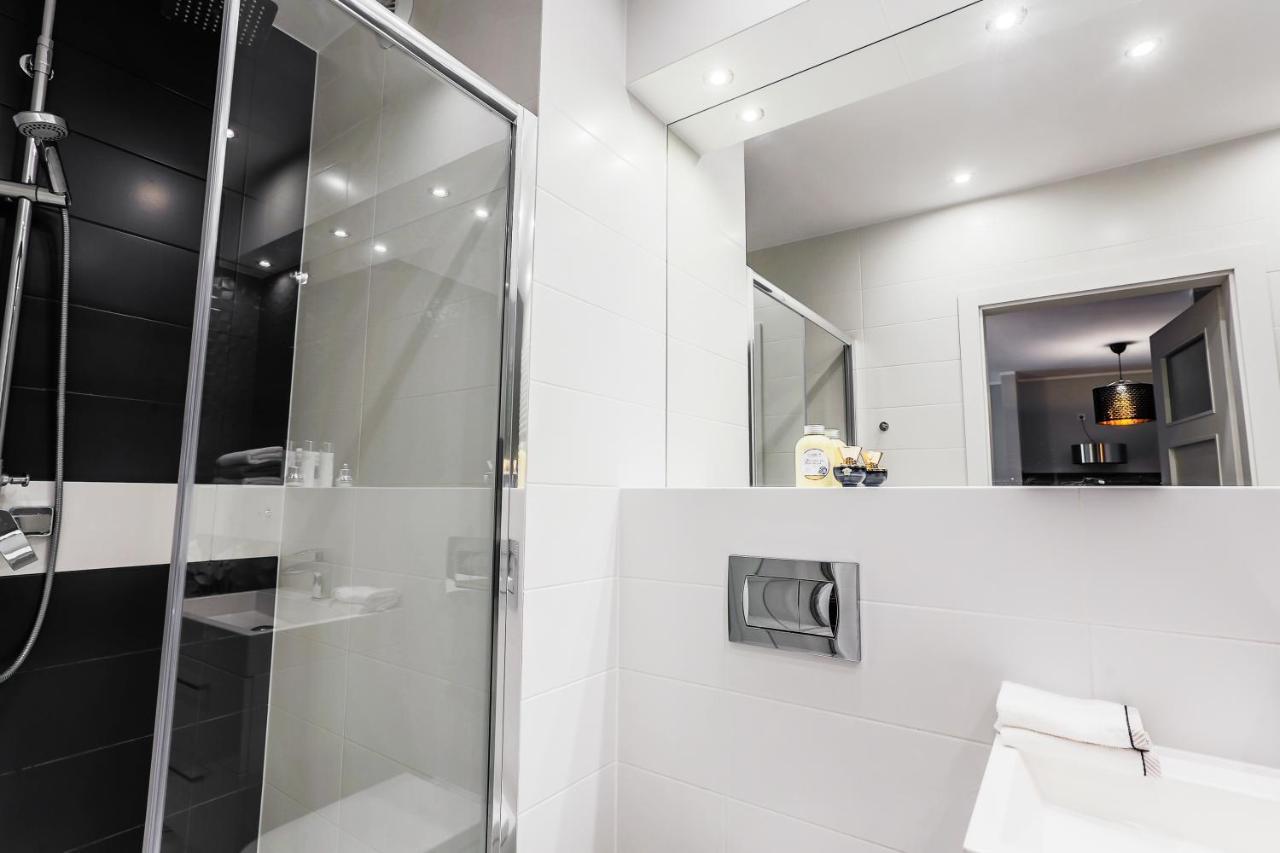 Coin Apartamenty Wrocław Exteriör bild